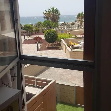 Apartment Duplex 1ra Linea De Playa El Medano (Tenerife)